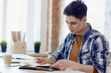 МОН утвердило график единого квалификационного госэкзамена