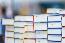 Школы начали получать учебники для 5-6 классов