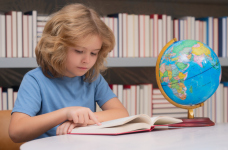 Что больше всего препятствует полноценному обучению детей?