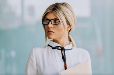 В каких условиях учителя могут лишить категории?