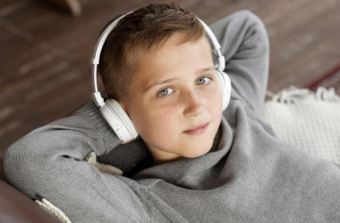 Детям и подросткам предлагают новый подкаст «Кльове Слово»