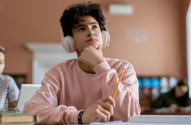 Еще один комитет ВР поддержал законопроект об образовательных грантах