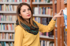 Достаточно ли учителю 30 часов повышения квалификации в год?