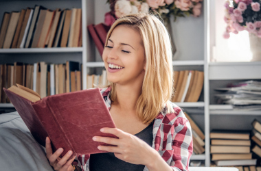 Педагогов приглашают присоединиться к Неделе поэзии