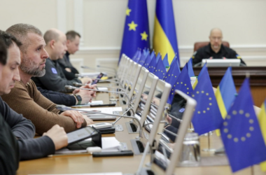 КМУ перераспределил субвенцию для выплат учителям