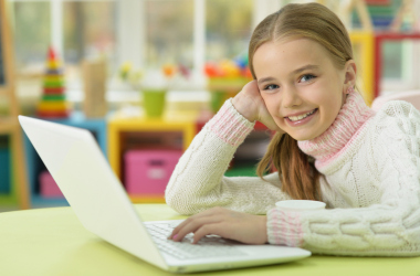 Украина получила 2 тысячи компьютеров из Шотландии