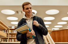 В Министерстве образования в этом году ожидают 260 тысяч абитуриентов