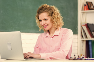 Педагогов приглашают на вебинар о самопомощи в стрессе