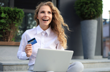 Более 10 млн грн вернули участникам пробного ЗНО 2022 года