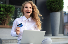 Более 10 млн грн вернули участникам пробного ЗНО 2022 года