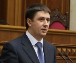 Дмитрий Табачник неустанно разрушает украинское образование, - В.Кириленко