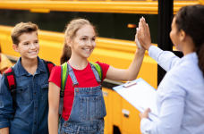 Для учеников в этом году планируют приобрести 500 школьных автобусов