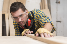 «Школа мебельщика» предлагает курсы для начала карьеры