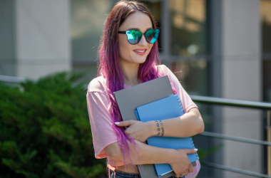 В Украине начали работу центры для поступления абитуриентов с ТОТ