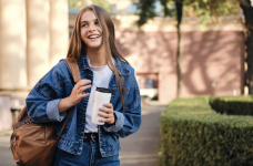 В вузах и колледжах работают центры помощи абитуриентам 