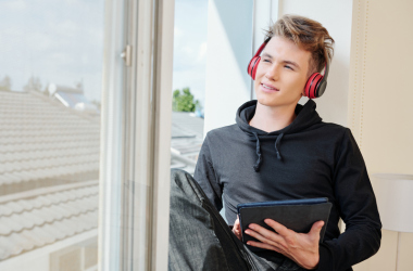 Стартовала подача заявлений в колледжи после 11 классов и профтехов