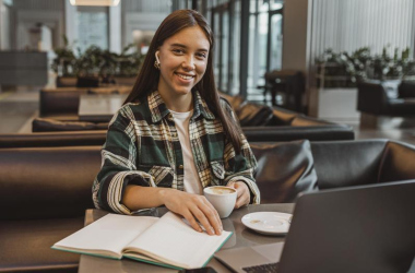 Завершается регистрация на вступительные экзамены в вузах на контракт