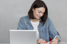 Абитуриенты в вузы уже подали почти 670 тысяч заявлений на поступление