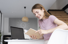 Абитуриентам с ТОТ предлагают пособия по подготовке к поступлению