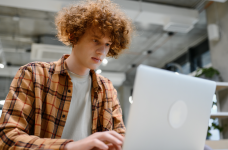 Магистрантам продлили срок выполнения требований к зачислению