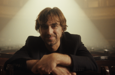 Фонд savED выпустил видеоманифест с призывом поддерживать подростков