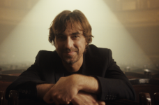 Фонд savED выпустил видеоманифест с призывом поддерживать подростков