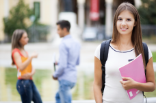 Четверть поступающих в колледжи отказались от бюджета