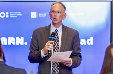 Украина получит 415 млн долларов на развитие школьного образования