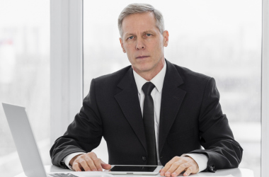 Директора критически относятся к понижению статуса своих школ