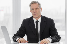 Директора критически относятся к понижению статуса своих школ