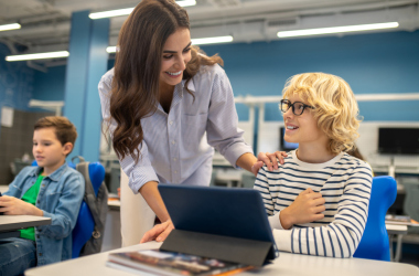 Для учителей разработали учебные программы на основе модельных