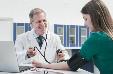 Изменения в проведении медосмотров работников учебных заведений