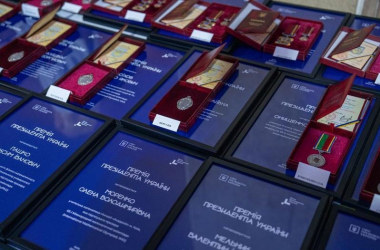 Самые талантливые школьники и учителя получили премию Президента