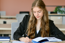 Школьники освобождены от прохождения ДПА в 2025 году