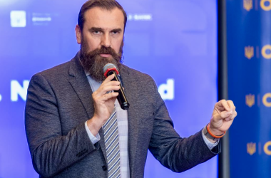 Сохранение субвенции позволит сохранить зарплату учителей, – Лесовой