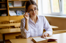 Учительскую тысячу будут выплачивать независимо от стажа