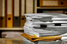 Бюрократия и уровень зарплаты - самые большие демотиваторы учителей