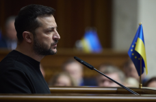 Президент пообещал, что в 2025 году все школьники будут питаться бесплатно