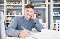 Сколько стоит обучение по специальности «Право»