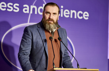 МОН планирует снизить отток интеллекта из науки в частный сектор