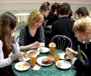 15% столовых в учебных заведениях работают с нарушениями