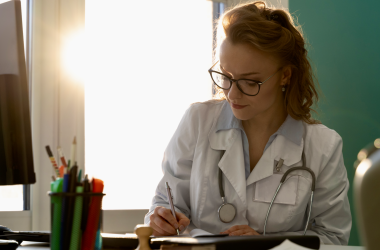 Студенты-медики, которые не сдали КРОК, не смогут получить диплом