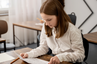 Справка с места обучения для регистрации на НМТ должна соответствовать образцу