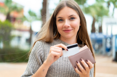 Правительство упростило назначение социальных стипендий студентам