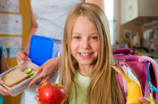 С сентября учеников из прифронтовых регионов обеспечат питанием