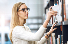 Продолжается добор экспертов учебной литературы и программ