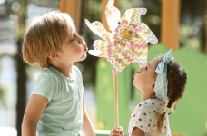 В Украине из-за демографии исчезли очереди в детсады