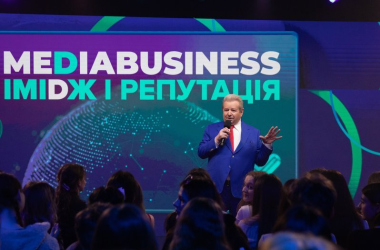 Михаил Поплавский презентовал образовательный медиахаб