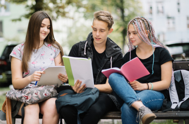 Для участия в НМТ зарегистрировано более 312 тысяч абитуриентов