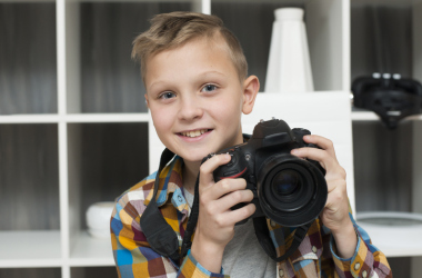 Стоит ли прекратить практику школьных фото- и видеоотчетов?